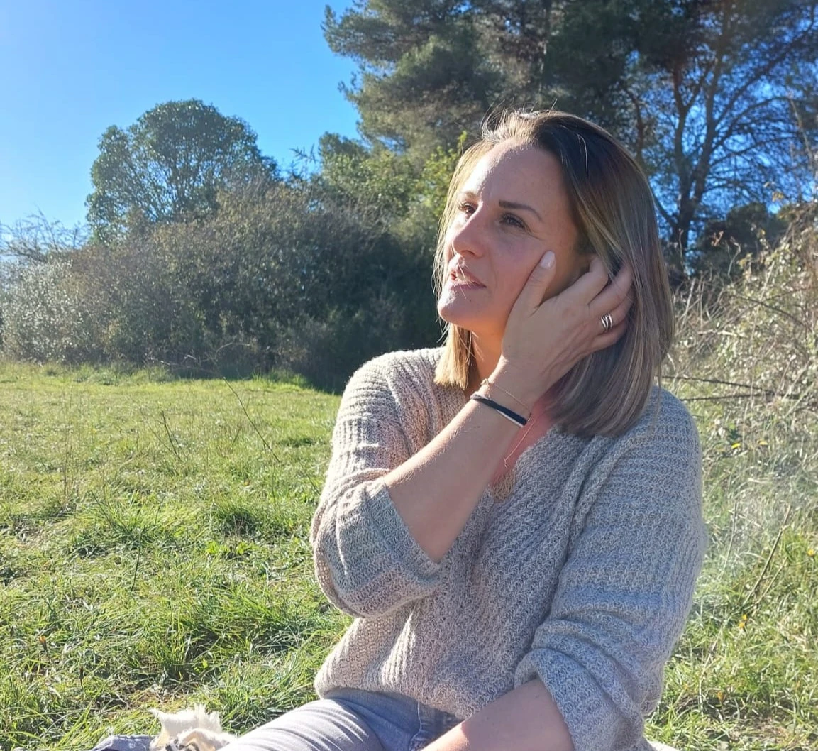 Laetitia, sophrologue et massothérapeute